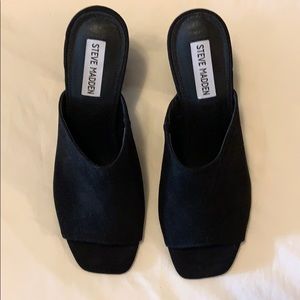 Brand new never worn Steve Madden Mules, size 8